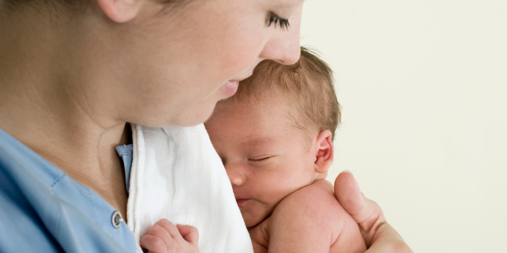Combined birth and postpartum doula training Australia DONA certification bundle